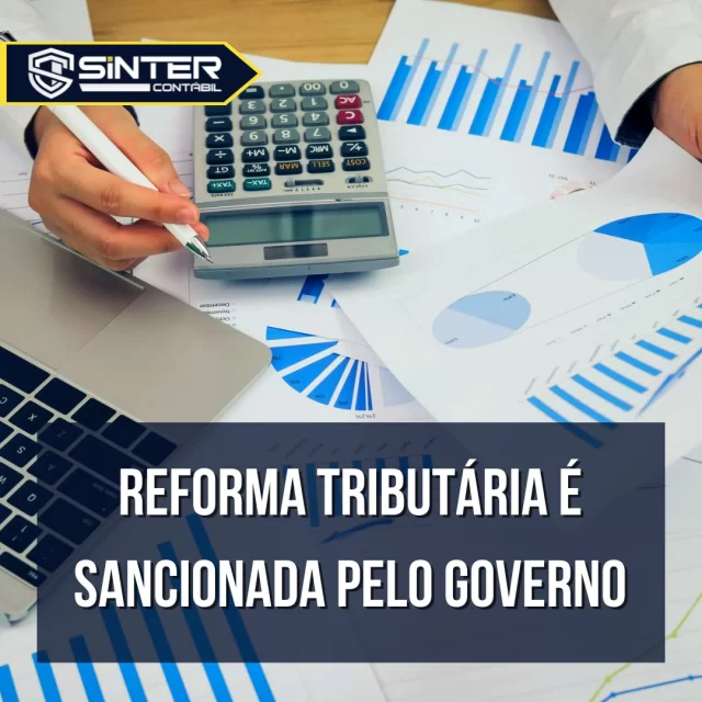 A reforma tributária, que altera a cobrança de impostos sobre o consumo, foi sancionada; Entenda as mudanças e o impacto na economia.

O governo aprovou nesta quinta-feira (16) o Projeto de Lei Complementar (PLC) 68/2024, que regulamenta a reforma tributária sobre o consumo. O texto, agora convertido em Lei Complementar 214, teve votação concluída pelo Congresso Nacional no fim do ano passado e marca um momento histórico na reestruturação do sistema de impostos do país, discutida há três décadas. 

O presidente do Senado, Rodrigo Pacheco (PSD-MG), que participou da cerimônia de sanção da nova lei, afirmou que a aprovação da reforma só foi possível pelo amplo engajamento de diversos setores da sociedade brasileira, do governo e do Congresso Nacional. Para o parlamentar, a reforma, embora não seja a ideal, combate a cumulatividade [cobrança de imposto sobre imposto], acaba com a guerra fiscal entre os estados e proporciona mais justiça tributária.

O texto de regulamentação da reforma trata das regras de incidência do Imposto Sobre Valor Agregado (IVA Dual), que se subdivide em dois tributos básicos sobre o consumo: a Contribuição sobre Bens e Serviços (CBS) , arrecadado em nível federal, e o Imposto sobre Bens e Serviços (IBS) , que será arrecadado por estados e municípios. Esses novos impostos foram formulados em uma emenda constitucional aprovada em dezembro de 2023, no que foi o primeiro grande passo da reforma.

Saiba mais: https://l1nk.dev/bLbBO
Instagram e X: @sintercontabil
Site: www.sintercontabil.com.br
#sintercontabil #contabilidade #tributária #tributária #contabilista #contabil #contábil #contadora #contador #contadores #contadoras #contabeis #contábeis #crcsp #brasil